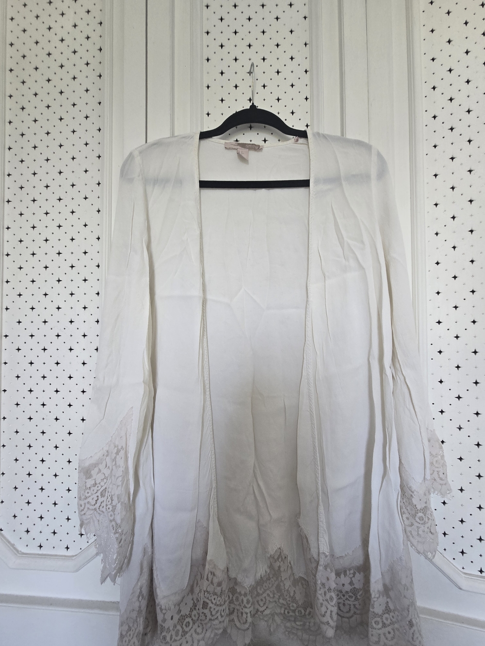 Forever 21 Cream Lace-Trim Open Duster